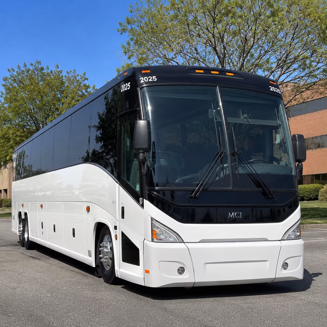 corporate airport transfer buses to birmingham shuttlesworth international bhm