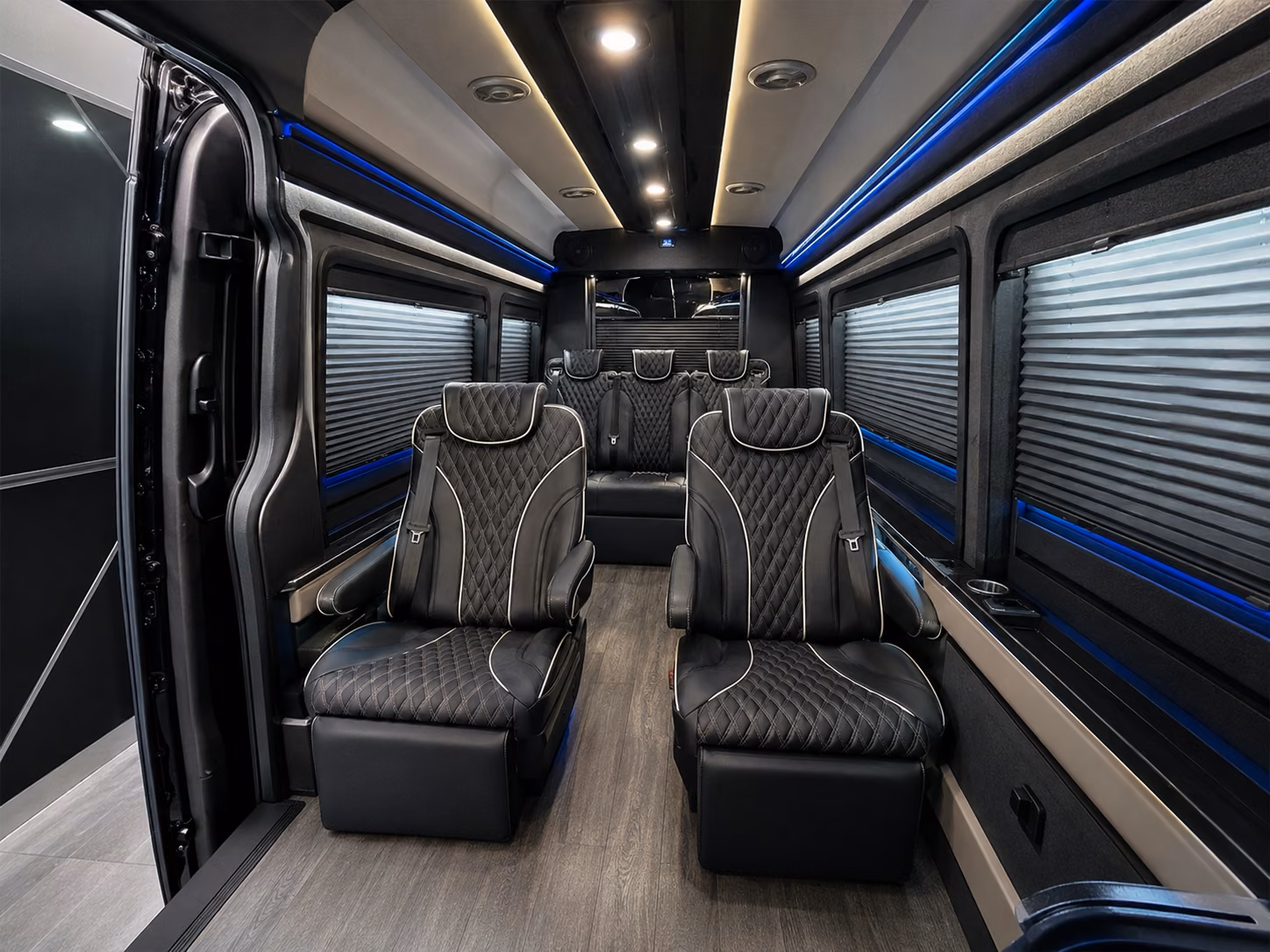 nashville international airport bna bus rentals for hoover groups